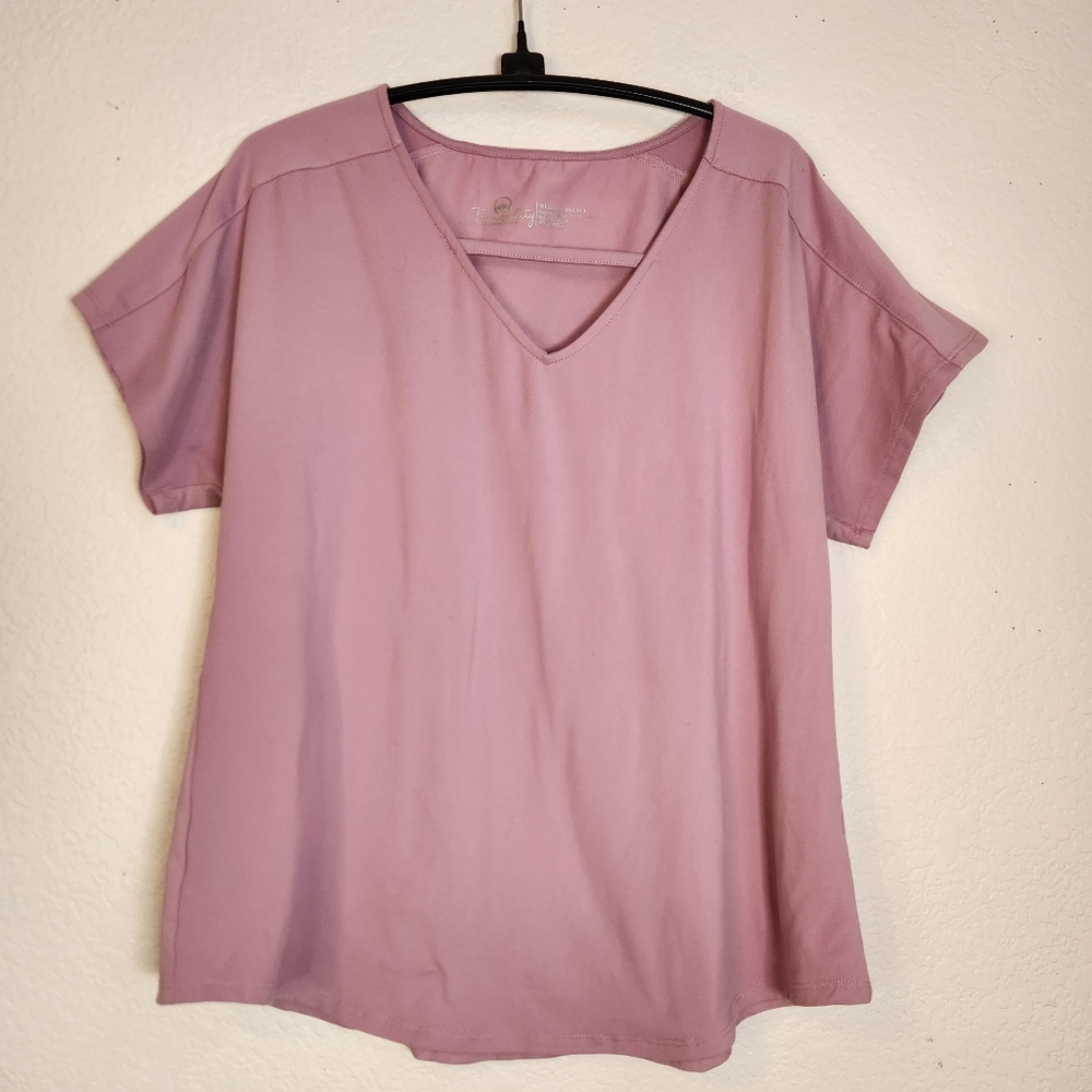 Tranquility by Colorado Clothing Lavender V-Neck Tee, Size M